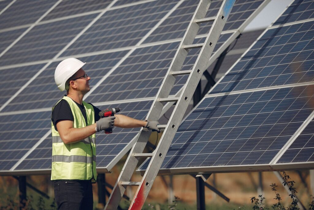 Omega solar inverter price in Pakistan